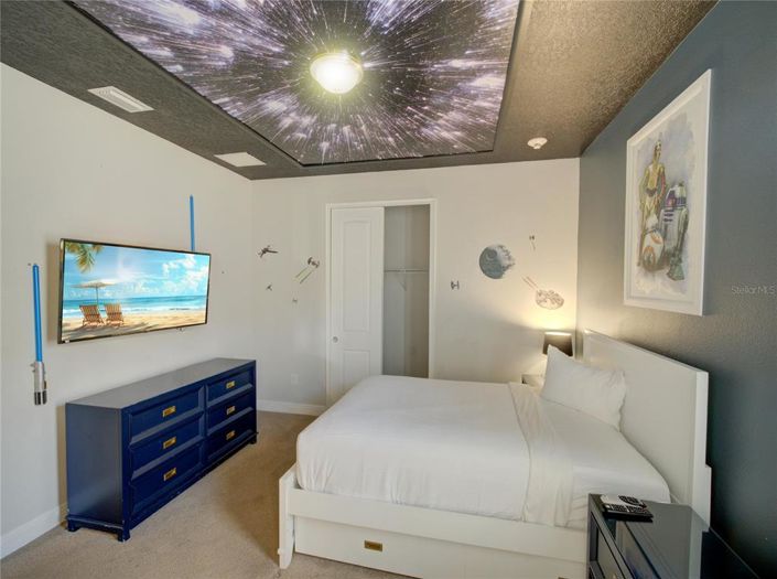 Image No.45-8 Bed Property for sale