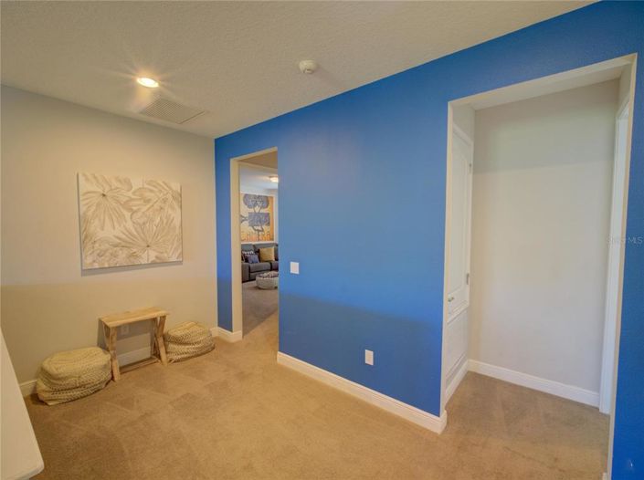 Image No.55-8 Bed Property for sale