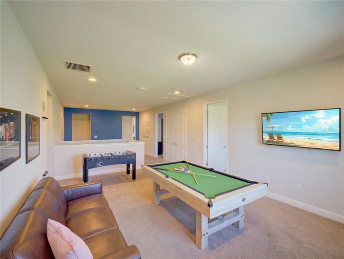 Image No.56-8 Bed Property for sale