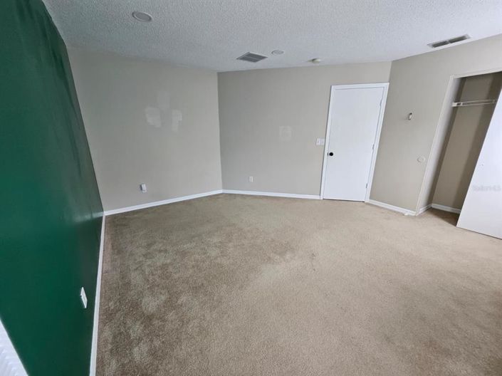 Image No.11-5 Bed Property for sale