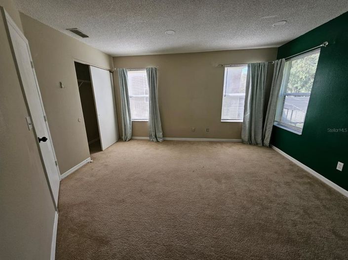 Image No.23-5 Bed Property for sale