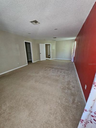 Image No.26-5 Bed Property for sale