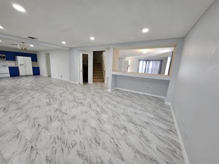 Image No.7-5 Bed Property for sale