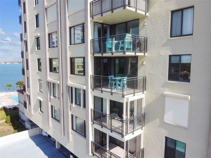 Image No.51-2 Bed Property for sale