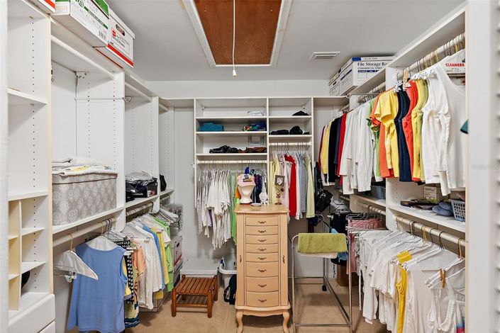 Image No.25-3 Bed Property for sale