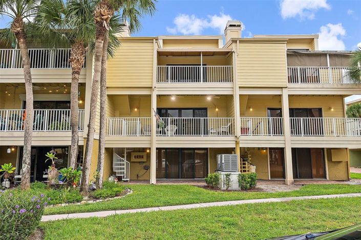 Image No.36-3 Bed Property for sale