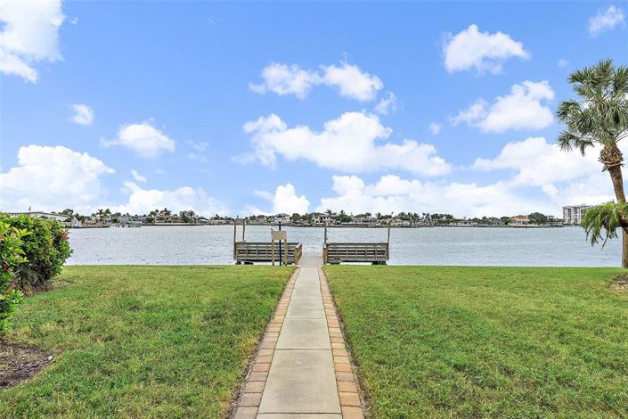 Image No.40-3 Bed Property for sale