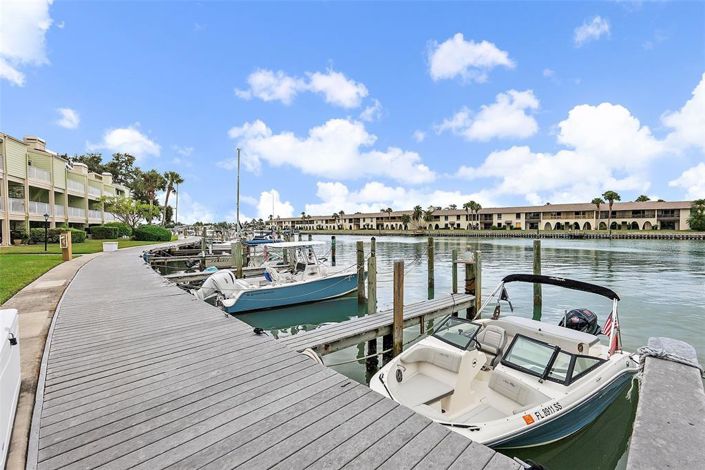 Image No.44-3 Bed Property for sale