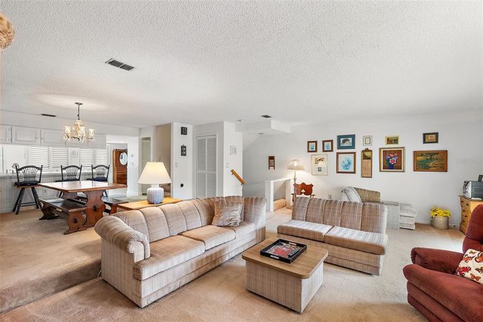 Image No.7-3 Bed Property for sale