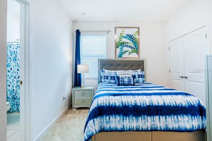 Image No.15-10 Bed Property for sale