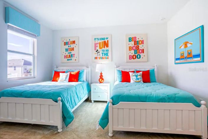 Image No.22-10 Bed Property for sale