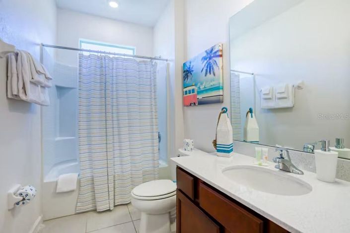 Image No.25-10 Bed Property for sale