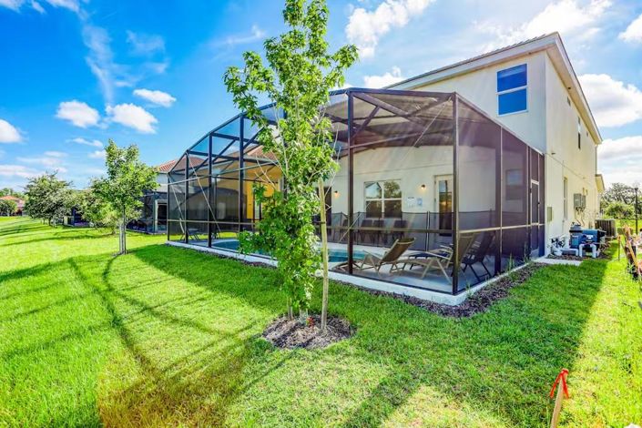 Image No.3-10 Bed Property for sale