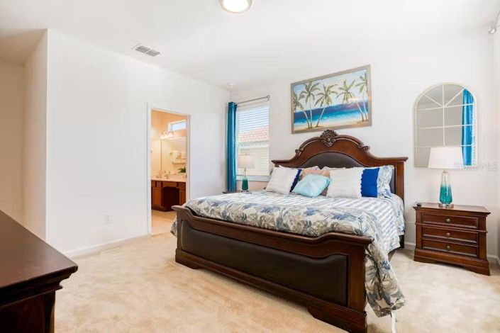 Image No.31-10 Bed Property for sale