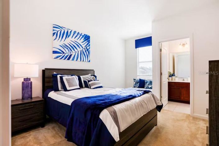 Image No.36-10 Bed Property for sale