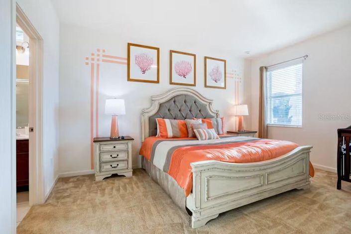 Image No.40-10 Bed Property for sale