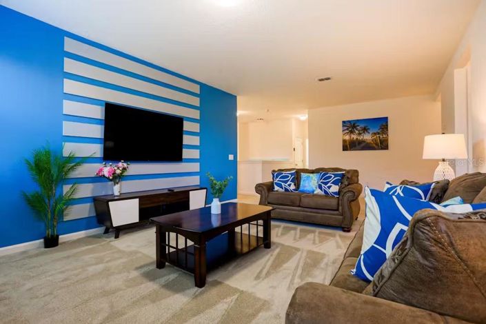 Image No.5-10 Bed Property for sale