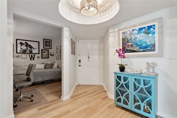 Image No.2-2 Bed Property for sale