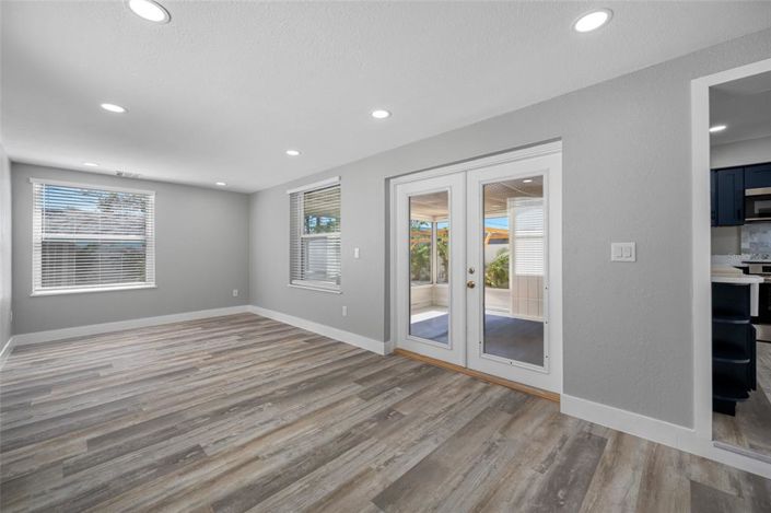 Image No.13-2 Bed Property for sale