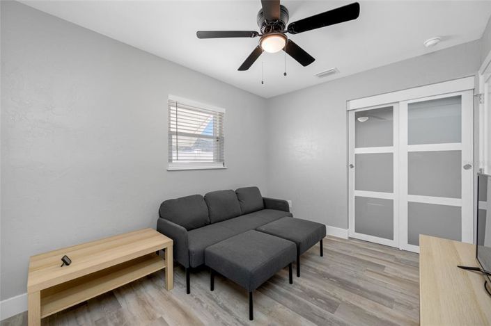 Image No.16-2 Bed Property for sale