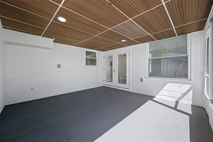 Image No.23-2 Bed Property for sale