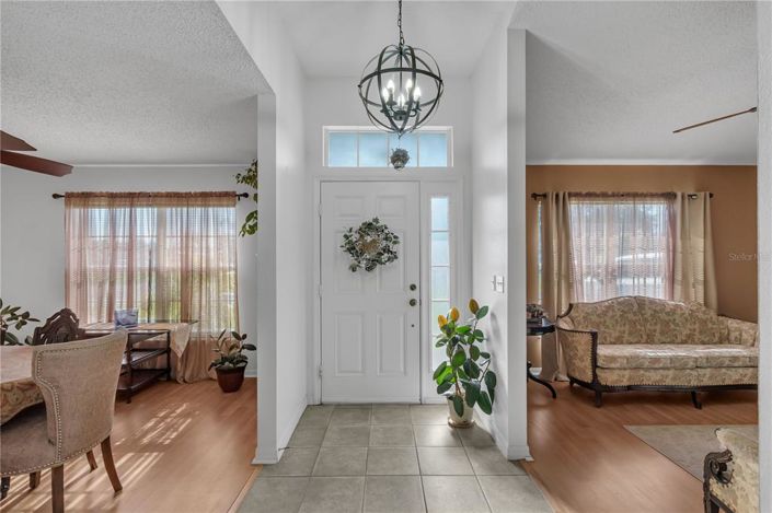 Image No.10-3 Bed Property for sale