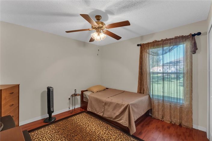 Image No.29-3 Bed Property for sale