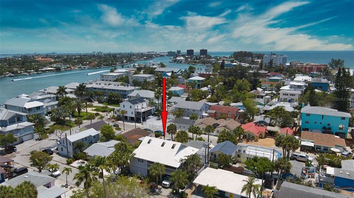 Image No.12-3 Bed Property for sale