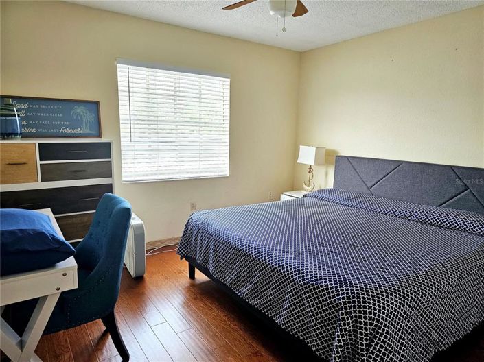 Image No.21-3 Bed Property for sale