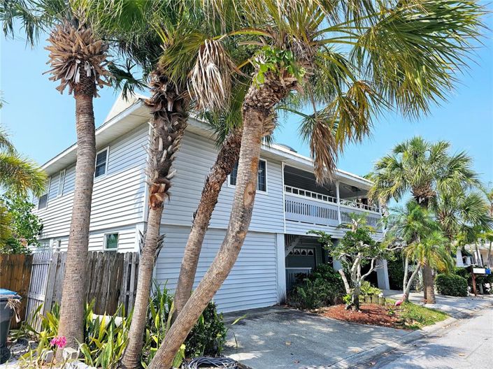 Image No.24-3 Bed Property for sale