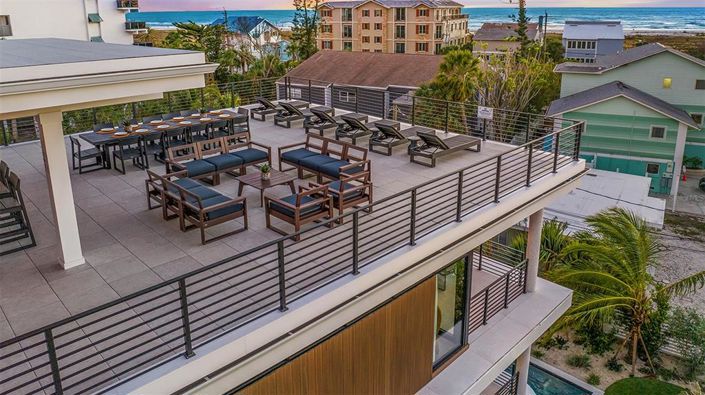 Image No.34-5 Bed Property for sale