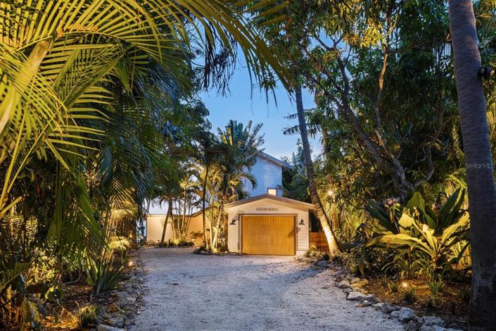 Image No.18-4 Bed Property for sale