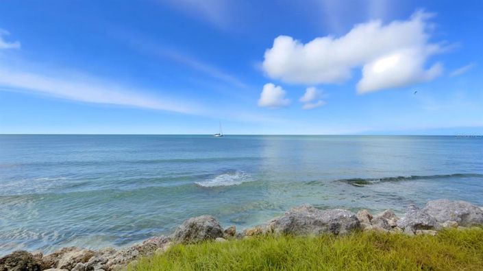 Image No.26-4 Bed Property for sale