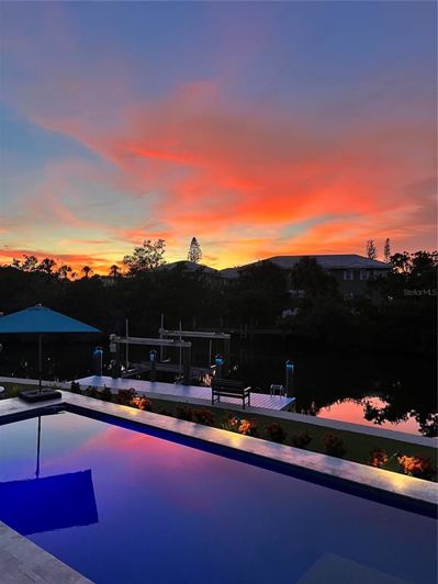 Image No.52-4 Bed Property for sale