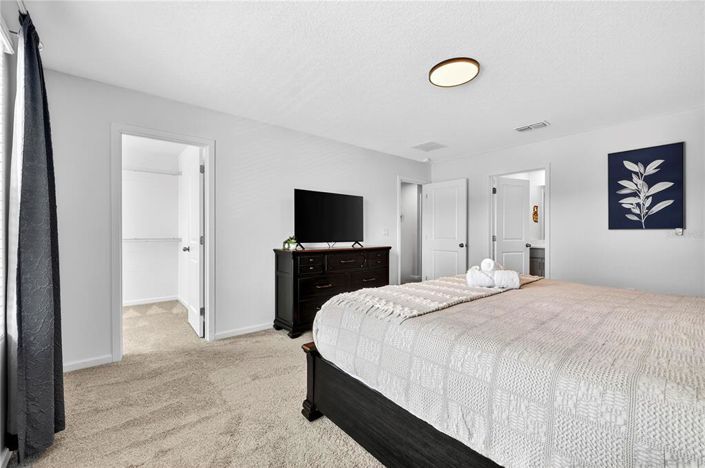 Image No.24-4 Bed Townhouse for sale