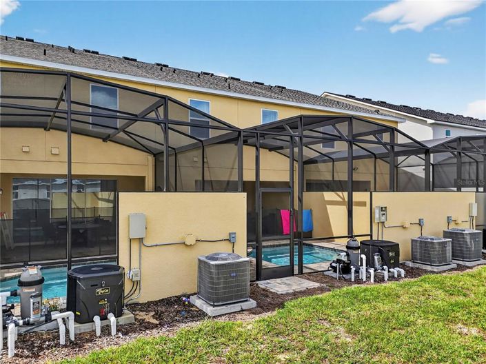 Image No.48-4 Bed Townhouse for sale