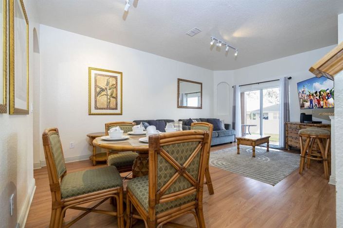 Image No.32-4 Bed Townhouse for sale