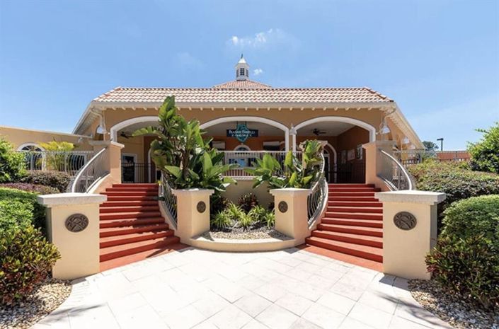 Image No.42-4 Bed Townhouse for sale