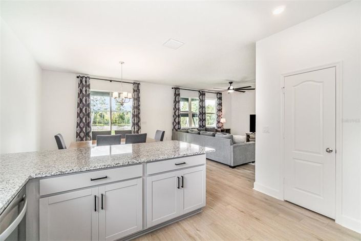 Image No.10-3 Bed Property for sale