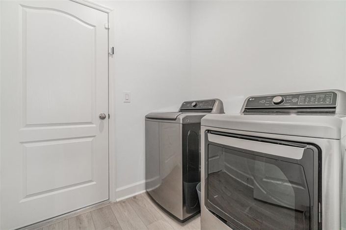 Image No.11-3 Bed Property for sale