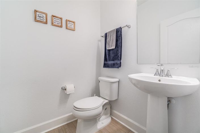 Image No.12-3 Bed Property for sale