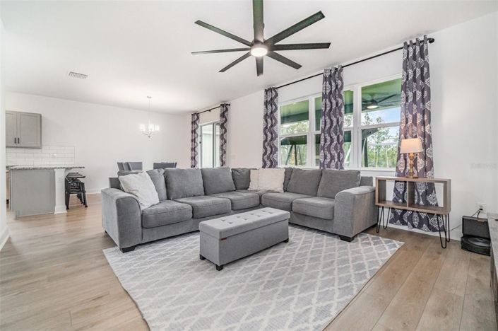 Image No.3-3 Bed Property for sale