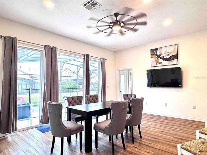 Image No.8-5 Bed Property for sale