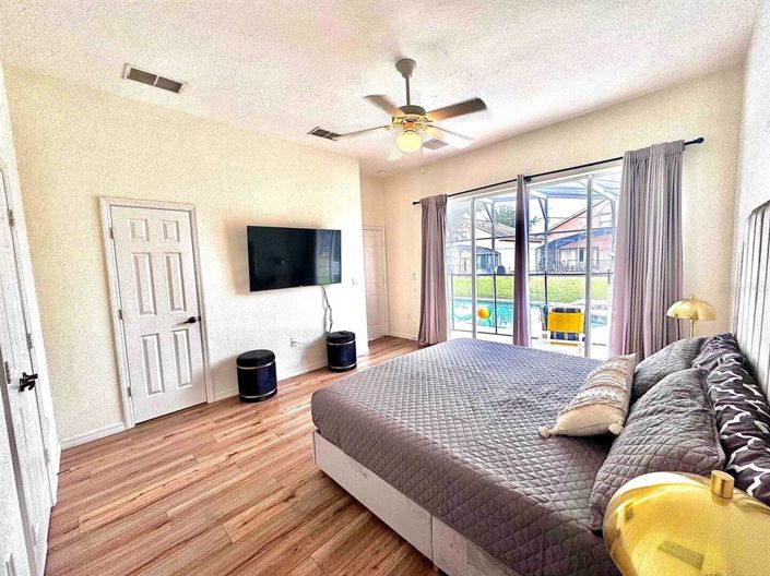 Image No.9-5 Bed Property for sale