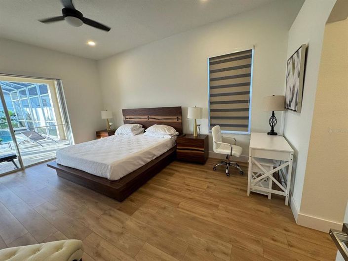 Image No.16-4 Bed Property for sale