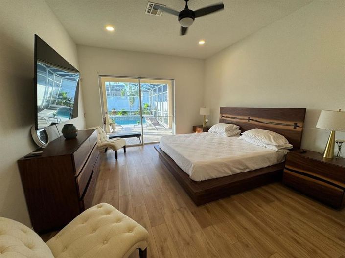 Image No.19-4 Bed Property for sale