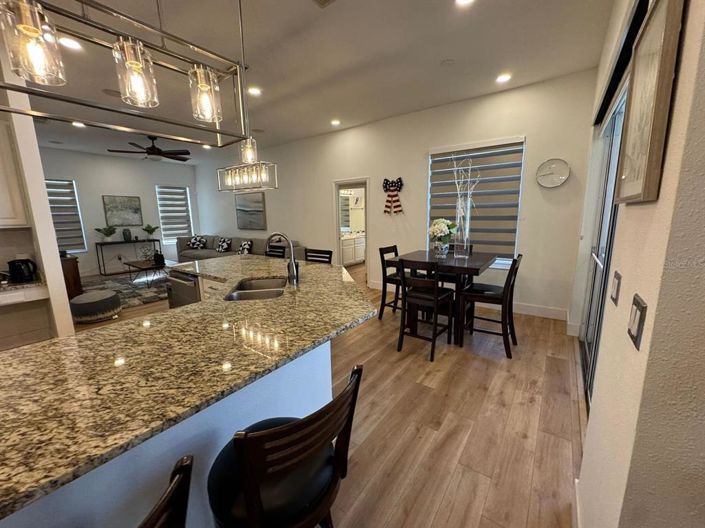 Image No.4-4 Bed Property for sale