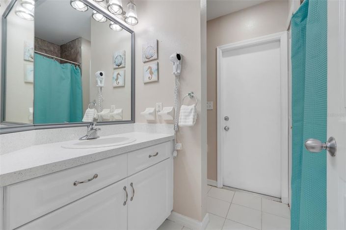 Image No.29-5 Bed Property for sale