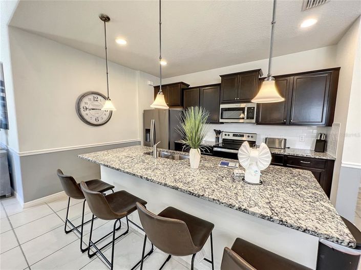 Image No.9-6 Bed Property for sale