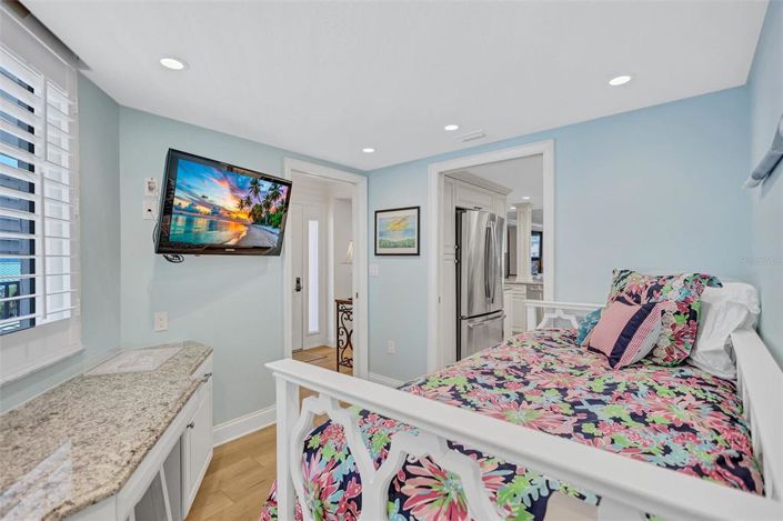 Image No.12-3 Bed Property for sale